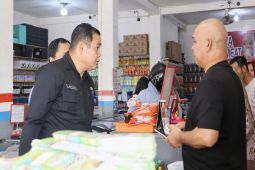 Pastikan kelayakan, Disdagperin Kalteng rutin awasi peredaran daging beku