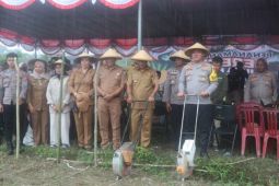 Penanaman jagung serentak satu juta hektare dimulai di Maluku Tengah