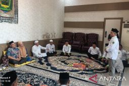 DMI Labura upah-upah Bupati dan istri