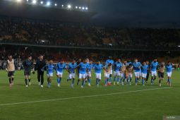 Napoli  kokoh di puncak klasemen Liga Italia usai tekuk Lecce