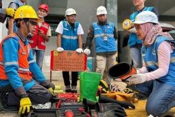 Dua Srikandi PLN raih penghargaan tertinggi Women's Inspiration Awards 2025 dari Menteri PPPA