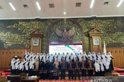 Ratusan Santri PKP Al Hidayah Kunjungan Belajar ke DPRD Provinsi Jambi