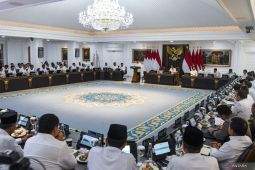 Prabowo komitmen selesaikan masalah utang yang bebani rakyat kecil