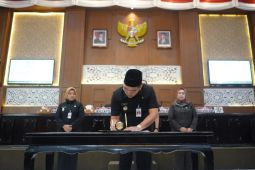 DPRD-Pemkot Probolinggo teken Raperda Pengembangan Ekonomi Kreatif