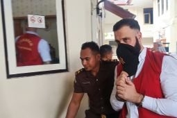 Jaksa tuntut warga Australia enam bulan penjara karena pukul orang Jerman