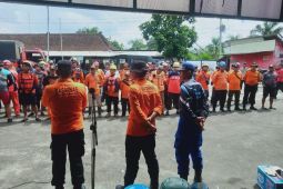 Tim SAR menemukan korban terseret arus selokan dalam keadaan meninggal