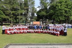 Pimpin Upacara Hardiknas, Bupati Lampung Barat beri sanksi lima kepala sekolah indisipliner