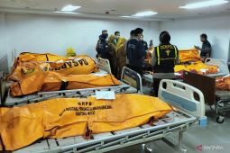 Polisi akan pindahkan jenazah kecelakaan maut ke RS Bhayangkara Kota Padang