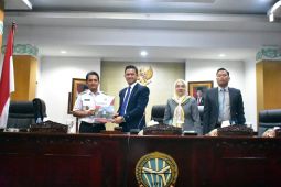 Fraksi DPRD Pontianak sampaikan pandangan umum terhadap RPJMD