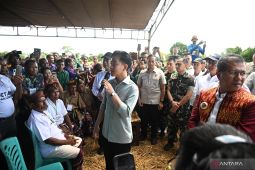 Wapres berikan bantuan alsintan untuk kelompok tani di Kupang