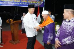 Kumandang suara azan mengiringi pelepasan 101 CHJ asal Langkat tergabung dalam kloter tujuh