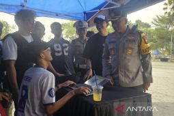 Polres Malang simulasikan pengamanan pertandingan di Stadion Kanjuruhan