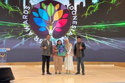 VIVA Apotek raih penghargaan CSR terbaik 2025