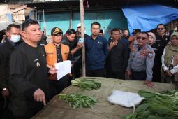 PKL kawasan Pasar Induk Ciawitali akan diberlakukan jam operasional