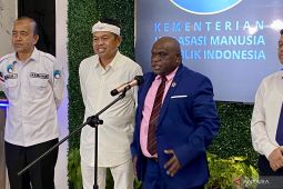 Menteri HAM sebut pendidikan siswa bermasalah di barak bisa diterapkan di seluruh RI