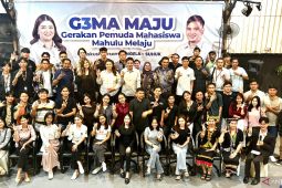 Angela-Suhuk diskusi dengan mahasiswa Mahakam Ulu di Samarinda