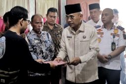 Bupati Simalungun tunjukkan empati ke keluarga korban bus ALS