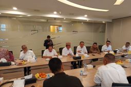 Gubernur sampaikan aspirasi warga ke PT.Gorontalo Mineral
