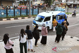 Transjakarta periksa adanya NAPZA pramudi Mikrotrans yang kecelakaan di Cengkareng