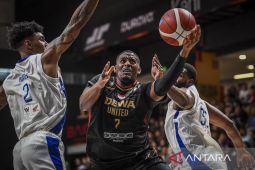 Klasemen sementara IBL 2025, Dewa United masih di puncak setelah menang telak 100-60 lawan Tangerang Hawks