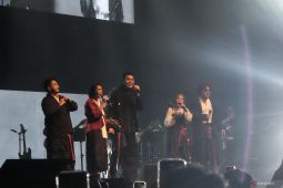 Konser SAMA SAMA di Surabaya