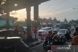 Pemkab Bantul tambah petugas retribusi hadapi lonjakan wisatawan libur Waisak