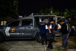 Kemarin, perayaan Waisak hingga ledakan pemusnahan amunisi di Garut