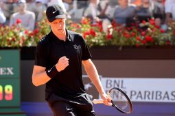 Sinner redam ancaman Cerundolo untuk mencapai perempat final Roma