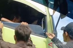 Dua pria viral usai lakukan pemalakan supir truk di Palembang