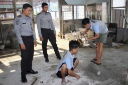 Lapas Banjarmasin bina WBP produksi batako untuk usaha mandiri