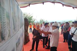 Khofifah tinjau progres pembangunan Monumen Reog di Ponorogo