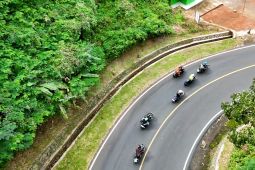 Motor listrik Adora diuji dalam tur lintas Jabar