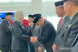 Wali Kota lantik 15 kepala dinas lingkup Pemkot Kendari