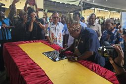 Bupati Wonda sebut pasar lokal dorong perputaran ekonomi Jayapura