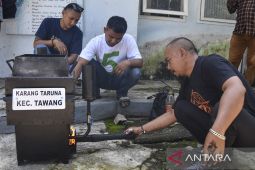 Karang Taruna gunakan Incinerator untuk musnahkan sampah rumah tangga di Kota Tasikmalaya
