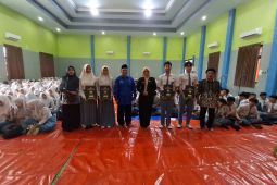 Kelas XII SMAN 1 Taman Sidoarjo berpamitan dalam kesederhanaan yang khidmat