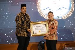 BPN Jatim terima penghargaan Giri Pancasuar Award (GPA) PWI Gresik