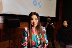 Titi DJ bantu buat lirik untuk single duet "Layar"