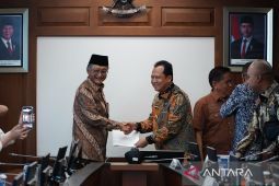 Bupati Muarojambi Bertemu Menteri PU Paparkan Program Pembangunan
