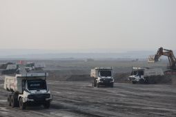Perusahaan China luncurkan 100 truk listrik otonom di tambang batubara