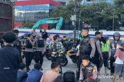 Polisi tangkap 10 pelaku tawuran bawa senjata dan bom di Jakarta Utara