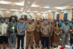 Pemkab Mimika promosikan kerajinan Suku Amungme