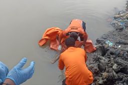 Bocah berusia 10 tahun ditemukan meninggal di Sungai Kalimas Surabaya