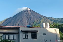 Badan Geologi: Waspadai awan panas guguran Gunung Karangetang di Sitaro