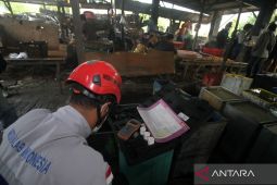 Tim Gakkum KLH tangani pabrik tahu berbahan bakar sampah di Sidoarjo