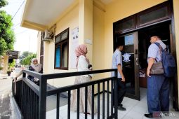 Rabu ini, KPK mulai periksa pokmas terkait dugaan korupsi "wasbang" di Situbondo