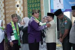 Bupati Sambas lepas keberangkatan 309 calon jamaah haji
