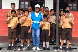 PLN hadirkan sambungan listrik di SDN Lubuk Hiju di momen Hari Pendidikan Nasional