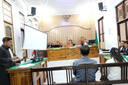 Majelis hakim Tipikor tunda dua kali kehadiran ahli oleh JPU di agenda sidang eks Kadis LH Humbahas