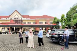 KPK kembali periksa pokmas Situbondo penerima dana hibah DPRD Jatim
